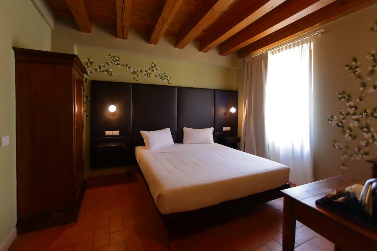 La Boheme Chambres Lazise Exterior photo